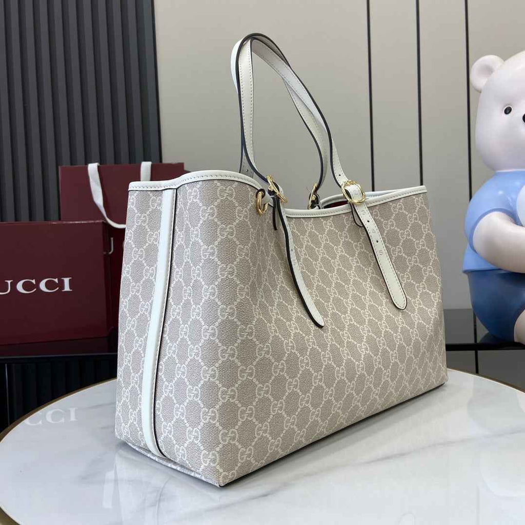 Gucci GG Emblem large tote bag 815213 in white fabric