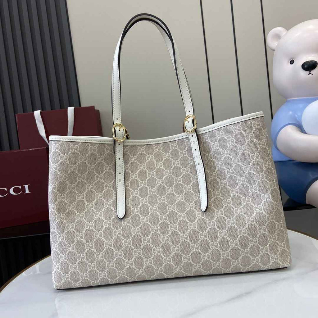 Gucci GG Emblem large tote bag 815213 in white fabric