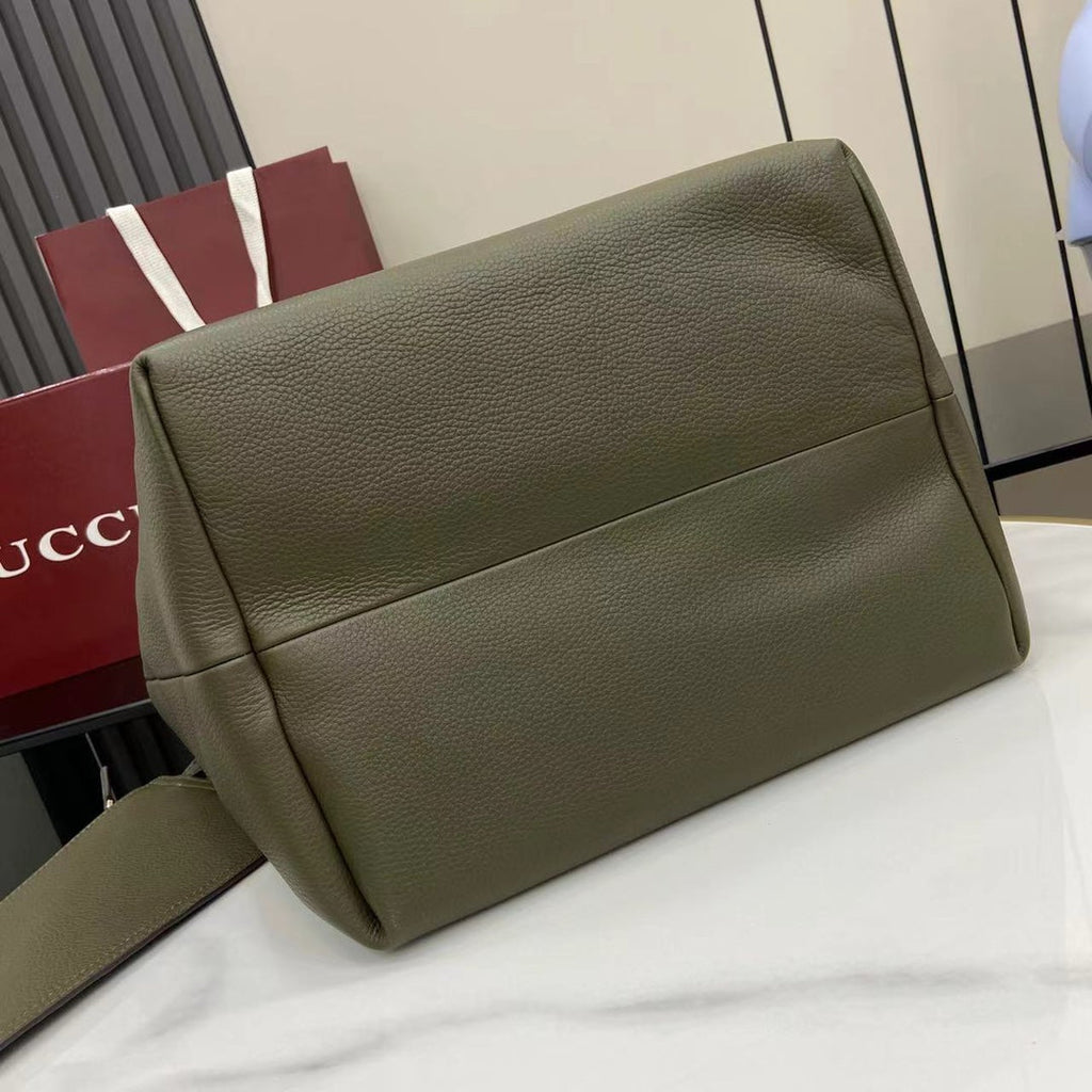 Gucci Totissima large reversible tote bag ‎839112 Green leather