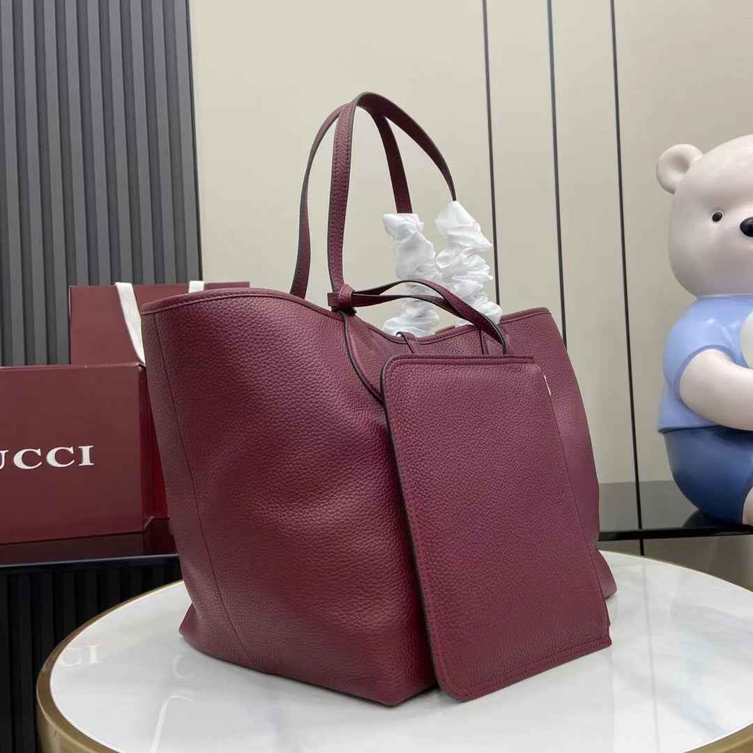 Gucci Totissima large reversible tote bag ‎839112 Rosso Ancora red leather