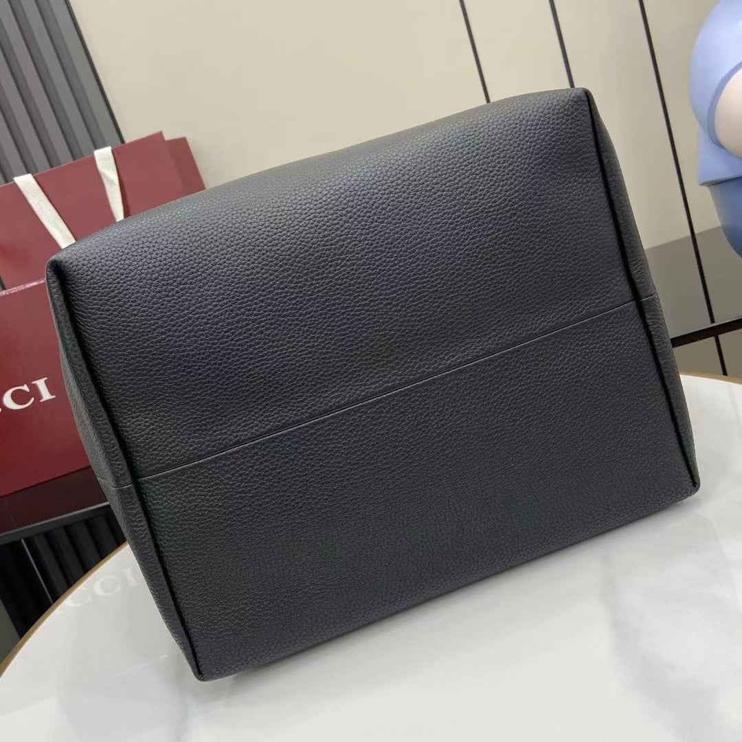 Gucci Totissima large reversible tote bag ‎839112 black leather