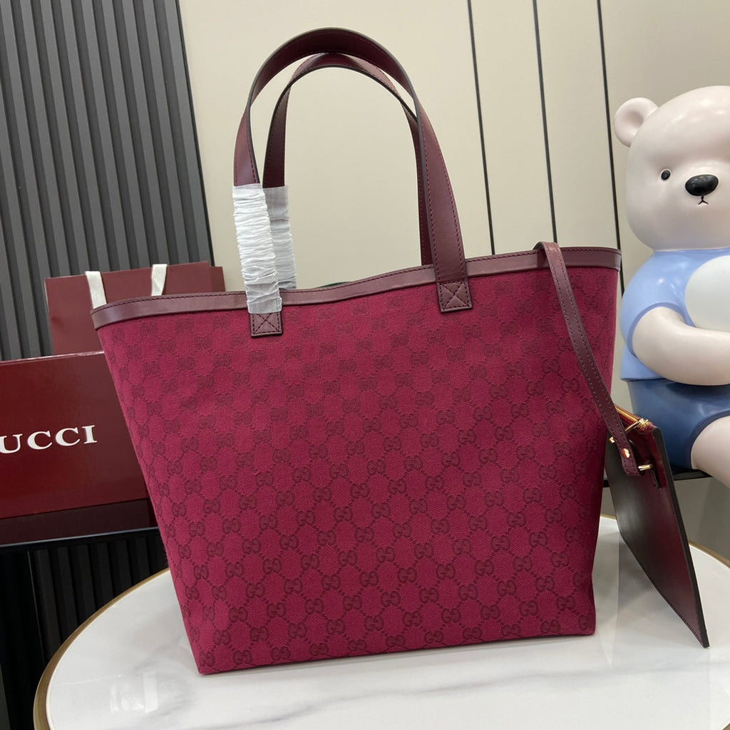 Gucci Totissima medium tote bag 788203 in red GG canvas