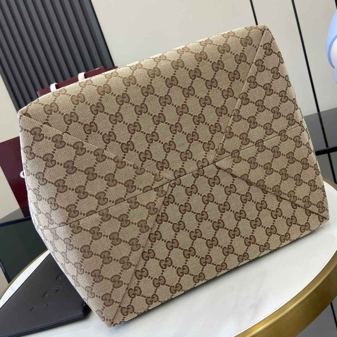 Gucci Totissima medium tote bag 788203 in beige GG canvas