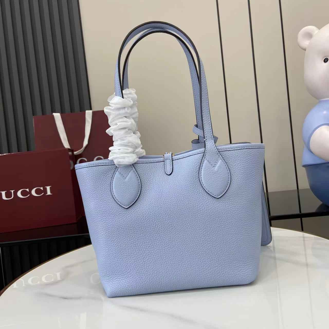 Gucci Totissima small reversible tote bag in blue leather ‎839124
