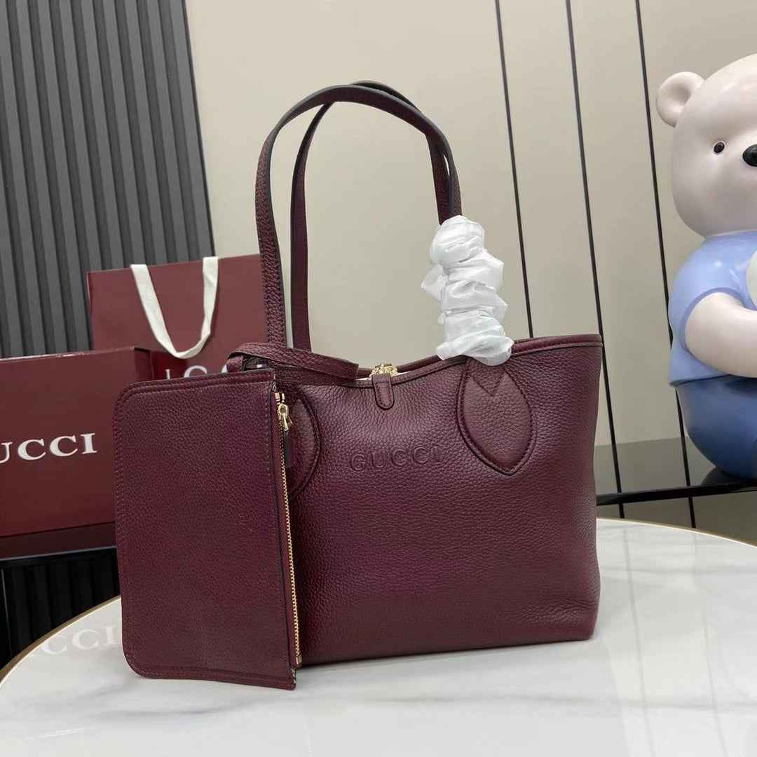 Gucci Totissima small reversible tote bag in Rosso Ancora red leather ‎839124