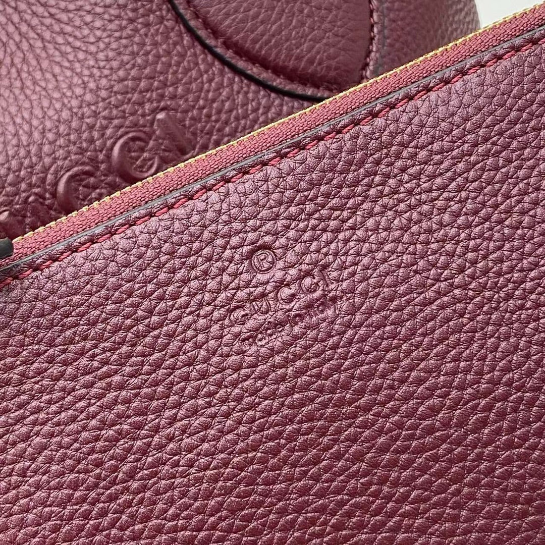 Gucci Totissima small reversible tote bag in Rosso Ancora red leather ‎839124