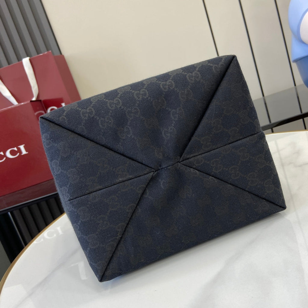 Gucci Totissima small tote bag 788211 in black GG canvas