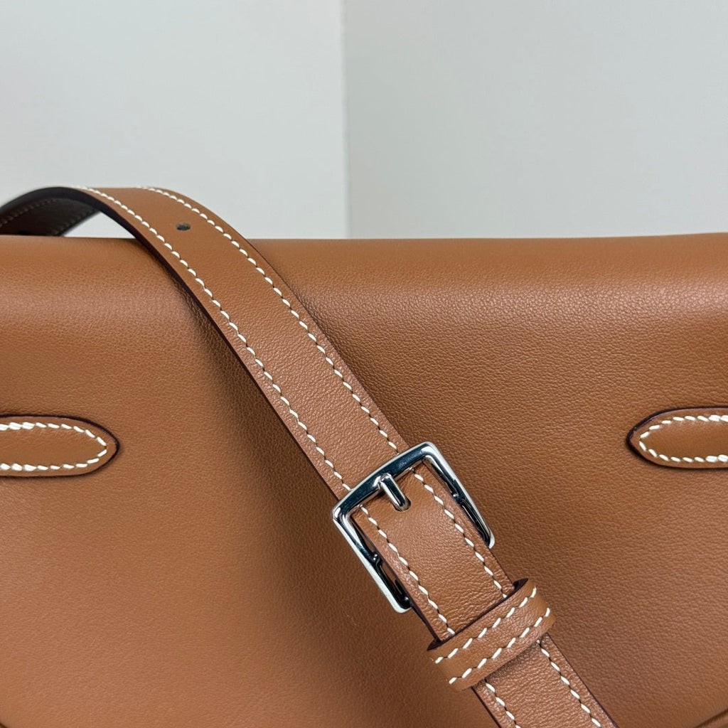 Hermès Brown Swift Kelly Moove Bag Silver 825663