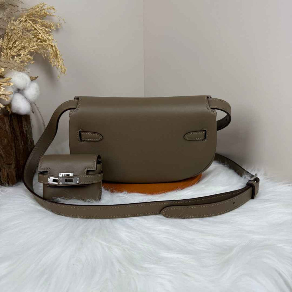 Hermès Dark Gray Swift Kelly Moove Bag Silver 825664