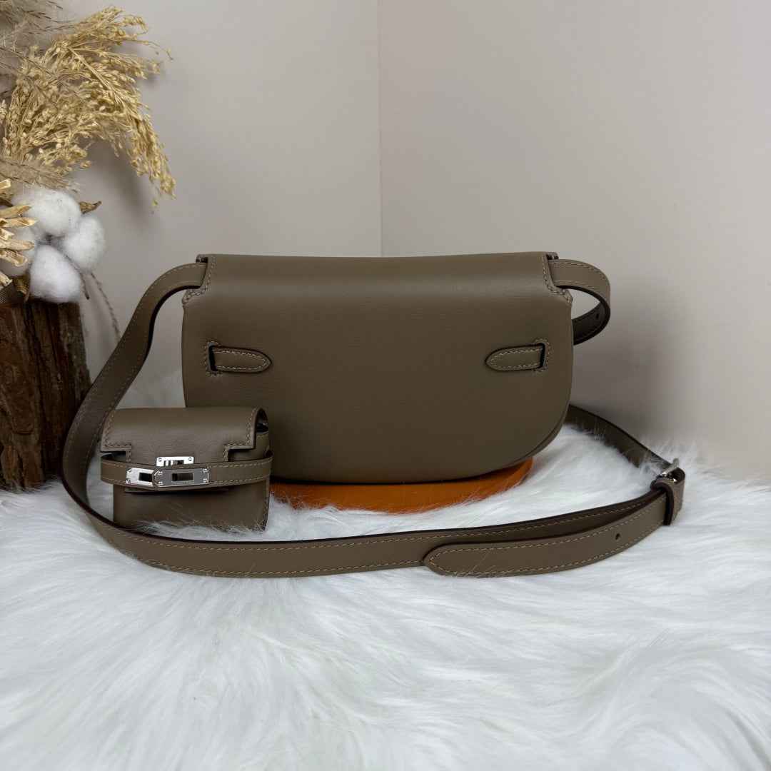 Hermès Dark Gray Swift Kelly Moove Bag Silver 825664