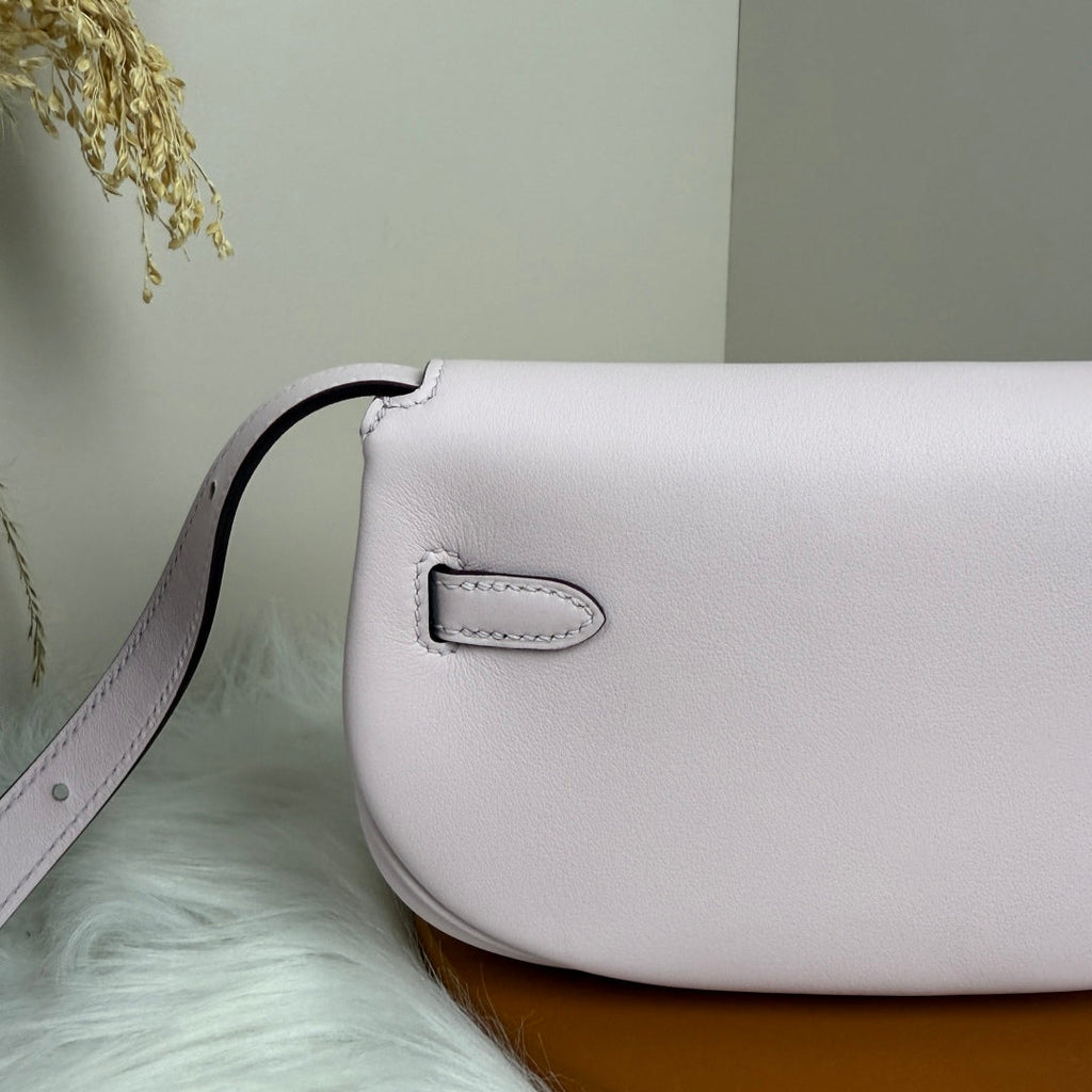 Hermès Pink Swift Kelly Moove Bag Silver 825667