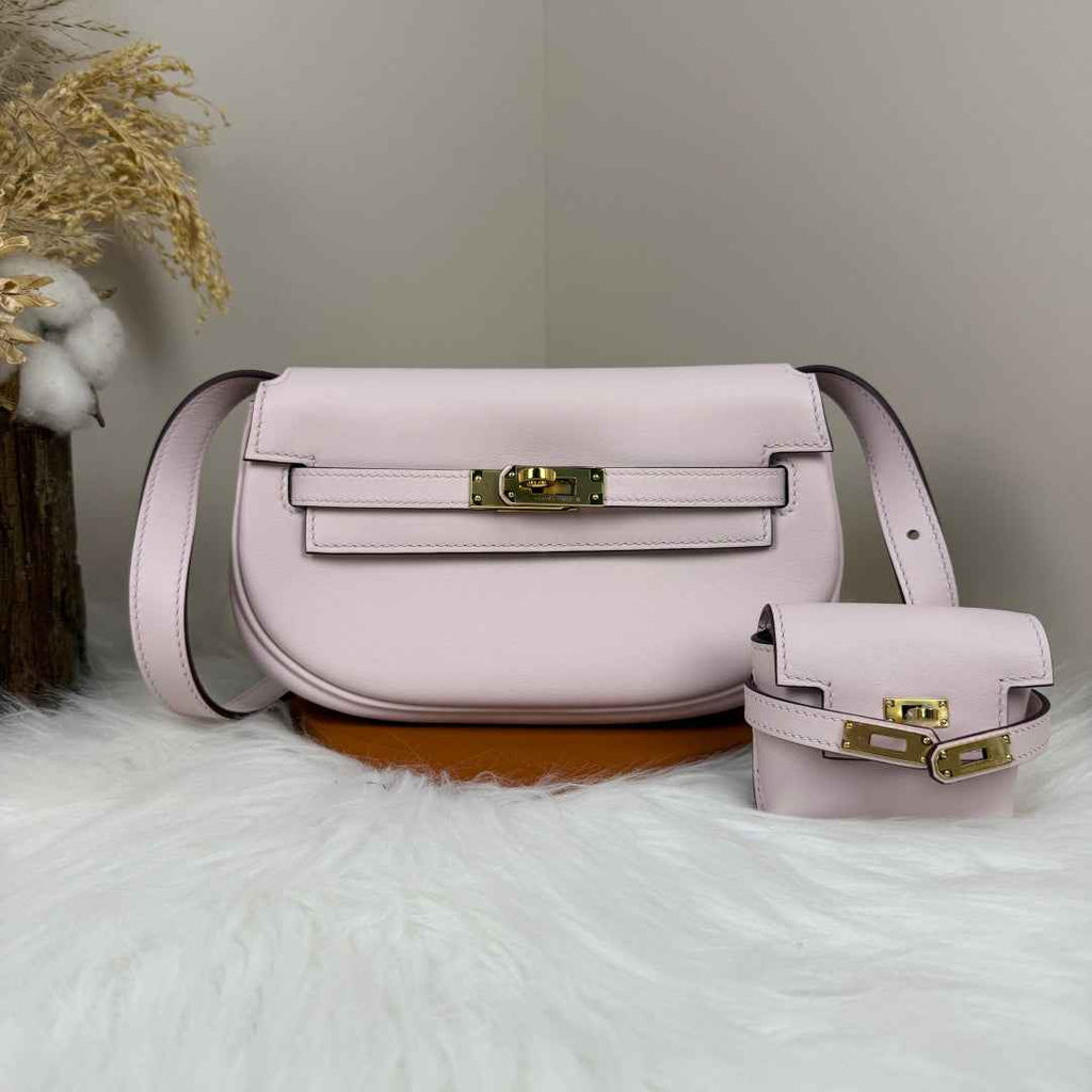 Hermès Pink Swift Kelly Moove Bag Gold 825668