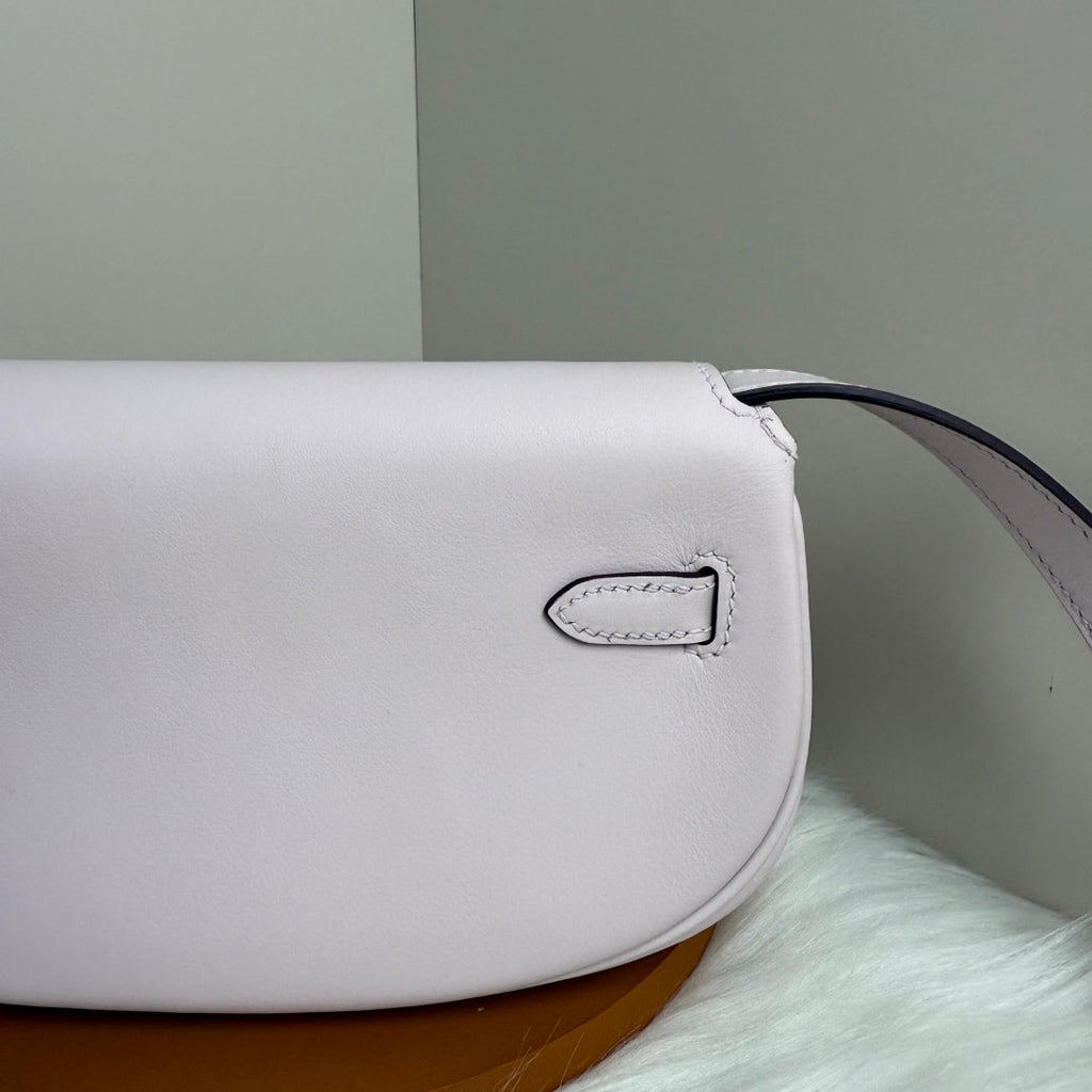 Hermès Pink Swift Kelly Moove Bag Gold 825668