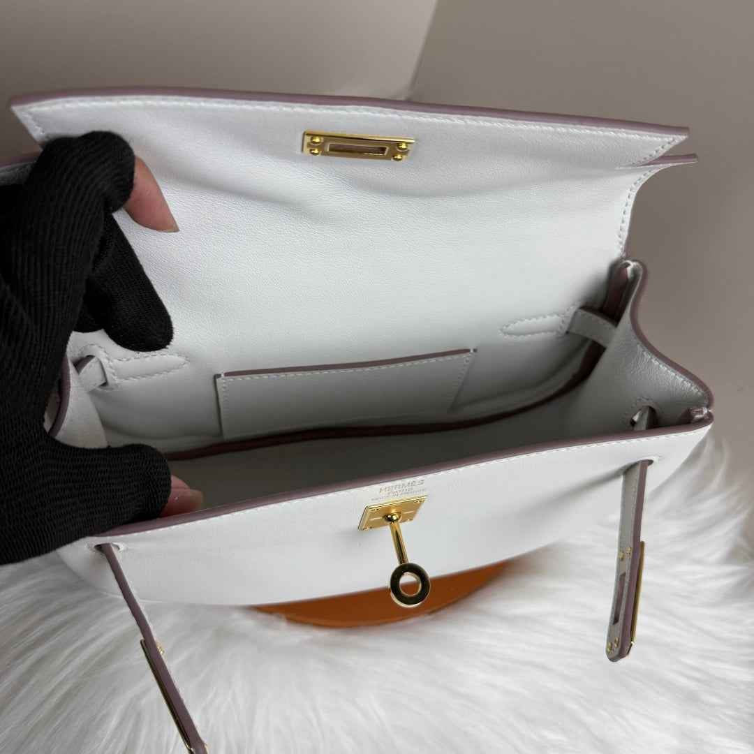 Hermès White Swift Kelly Moove Bag Gold 825672
