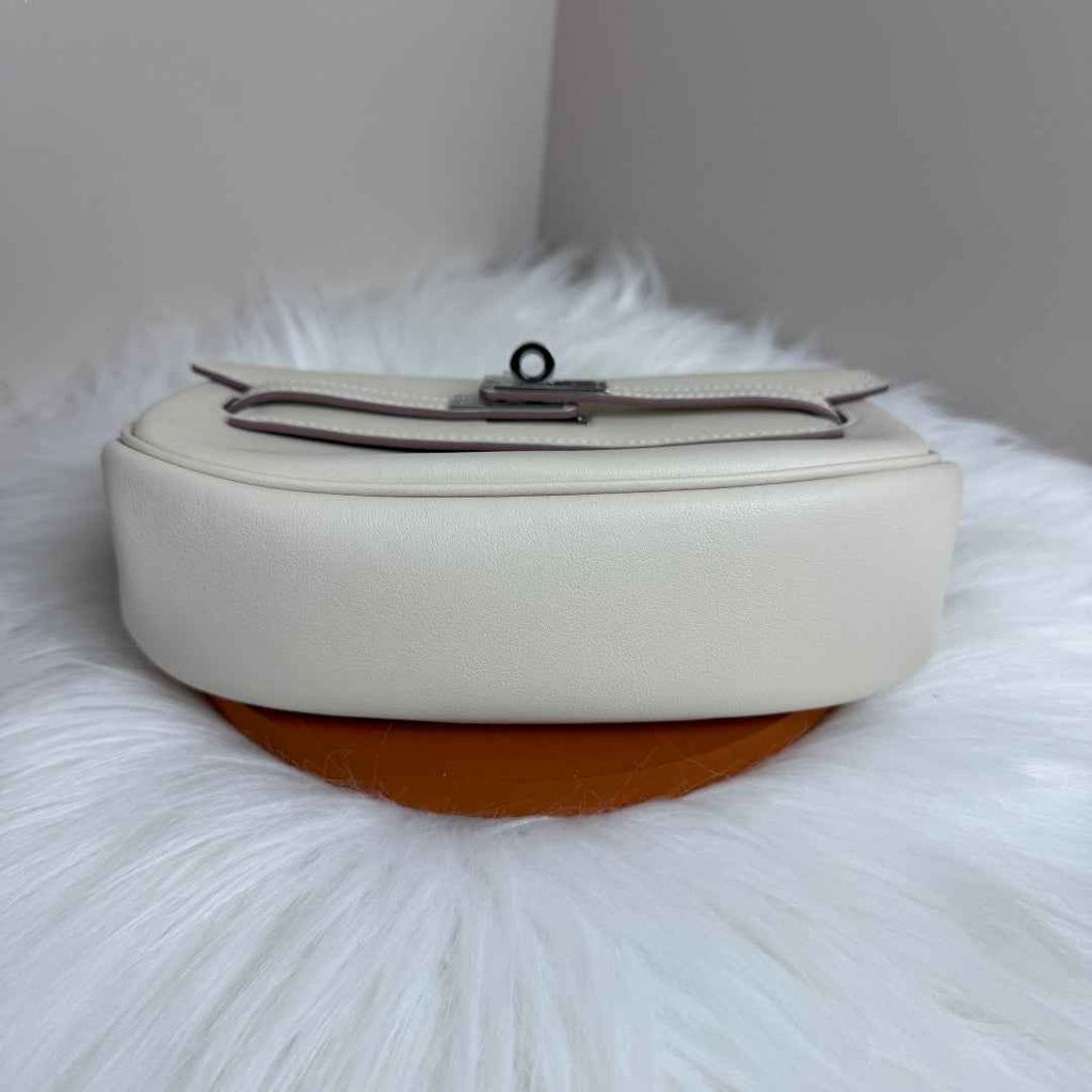 Hermès Beige Swift Kelly Moove Bag Silver 825670
