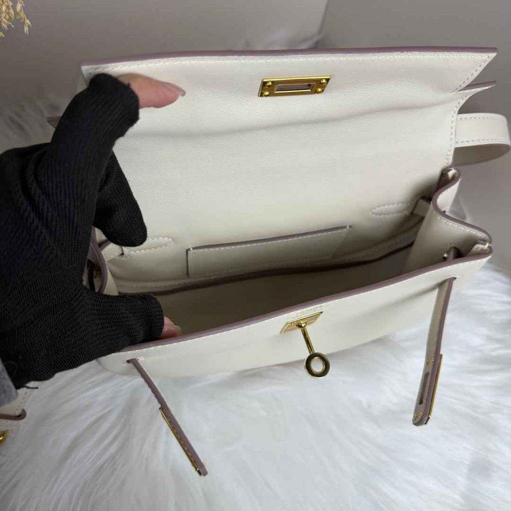 Hermès Beige Swift Kelly Moove Bag Gold 825669