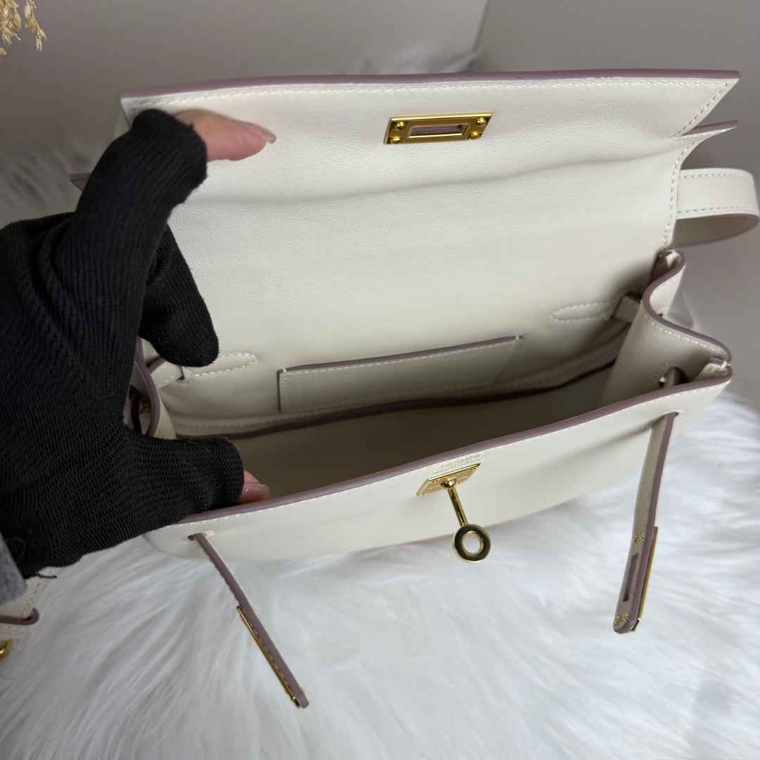 Hermès Beige Swift Kelly Moove Bag Gold 825669