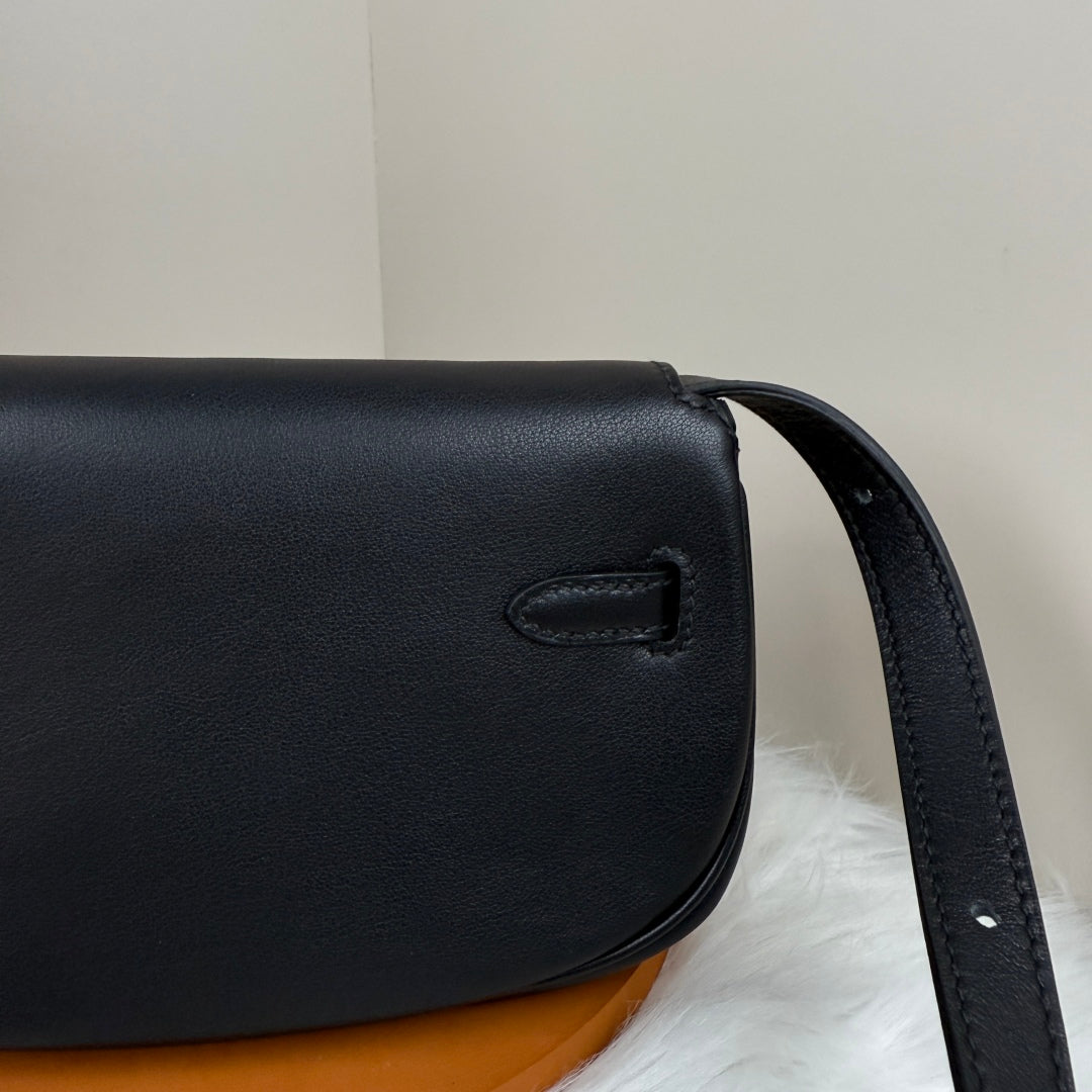 Hermès Black Swift Kelly Moove Bag Gold 825660
