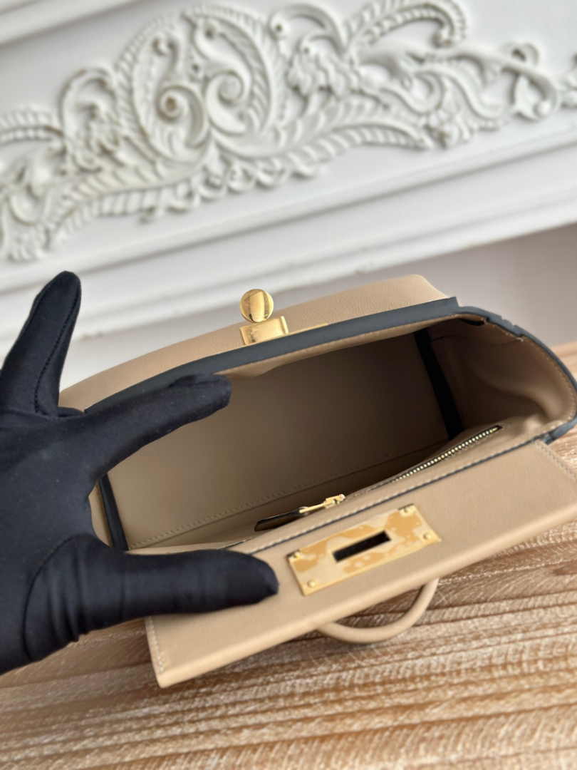 Hermès 24/24 Mini Bag Evercolor Swift Leather Gray Gold