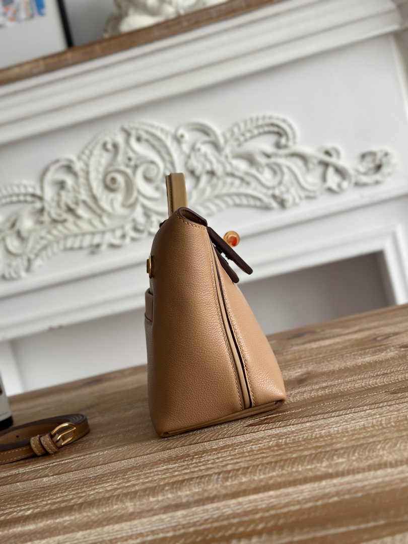 Hermès 24/24 Mini Bag Evercolor Swift Leather Apricot Gold