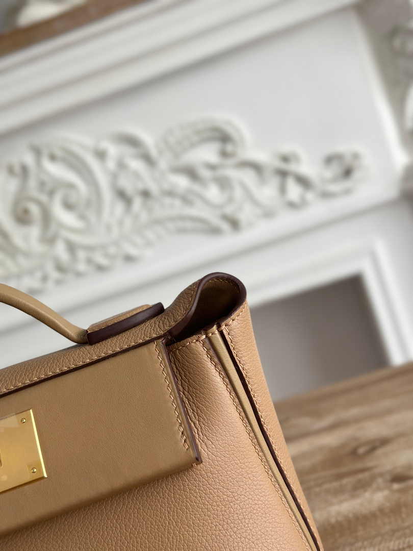 Hermès 24/24 Mini Bag Evercolor Swift Leather Apricot Gold
