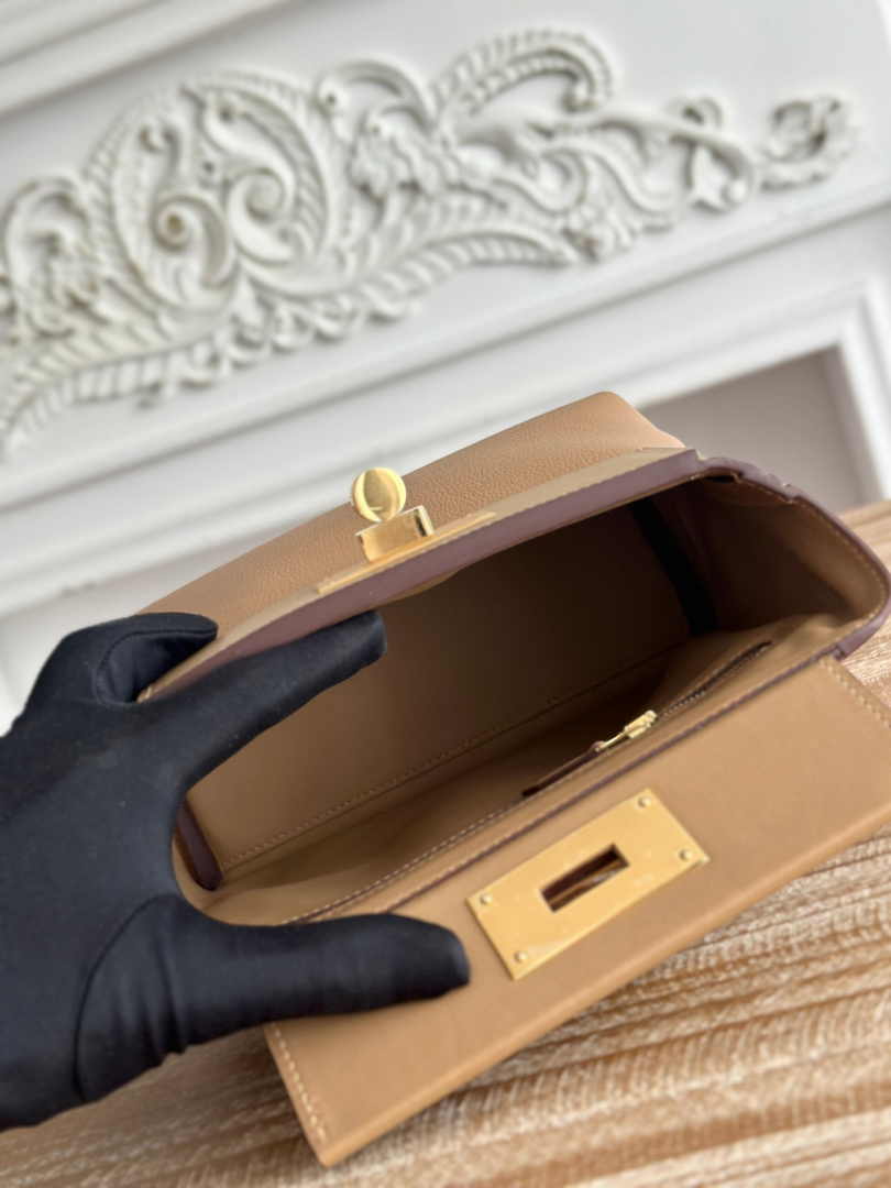 Hermès 24/24 Mini Bag Evercolor Swift Leather Apricot Gold