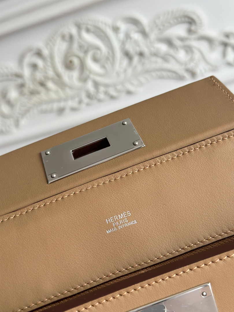 Hermès 24/24 Mini Bag Evercolor Swift Leather Apricot Silver