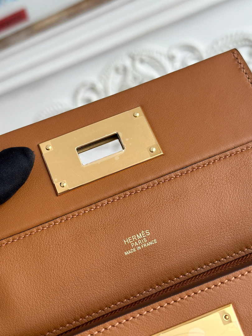 Hermès 24/24 Mini Bag Evercolor Swift Leather Brown Gold