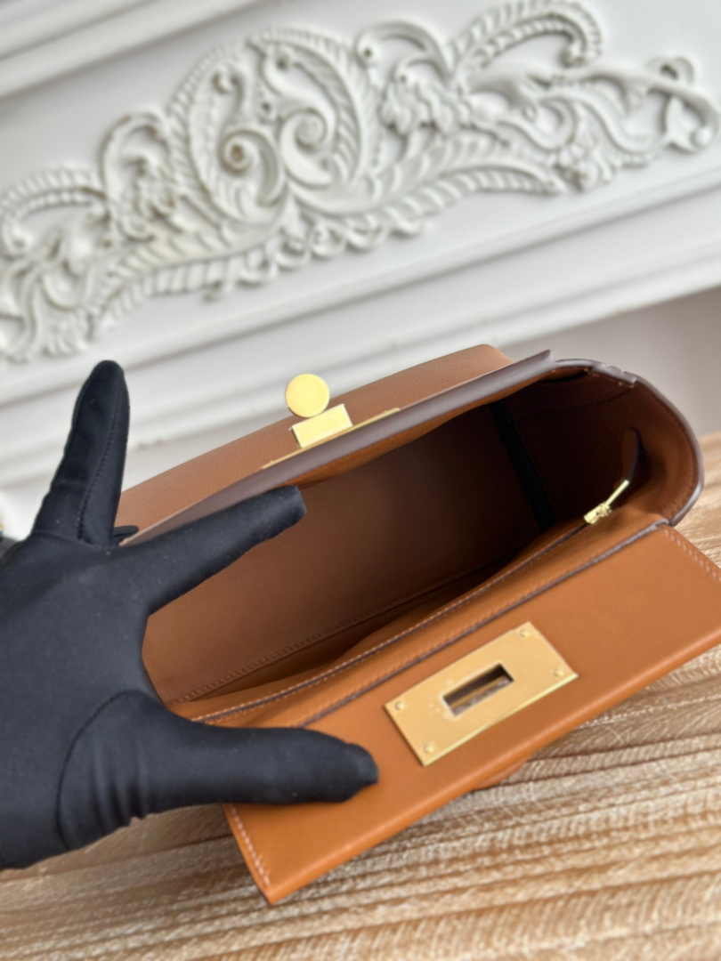 Hermès 24/24 Mini Bag Evercolor Swift Leather Brown Gold
