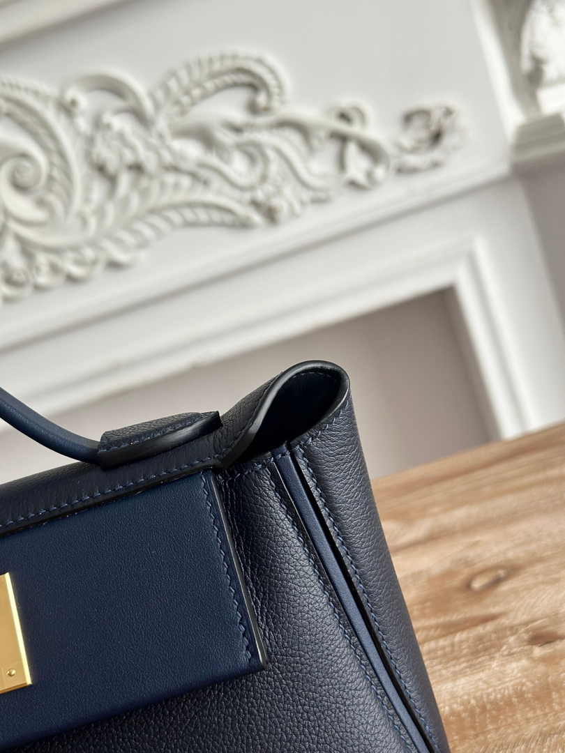 Hermès 24/24 Mini Bag Evercolor Swift Leather Navy Blue Gold