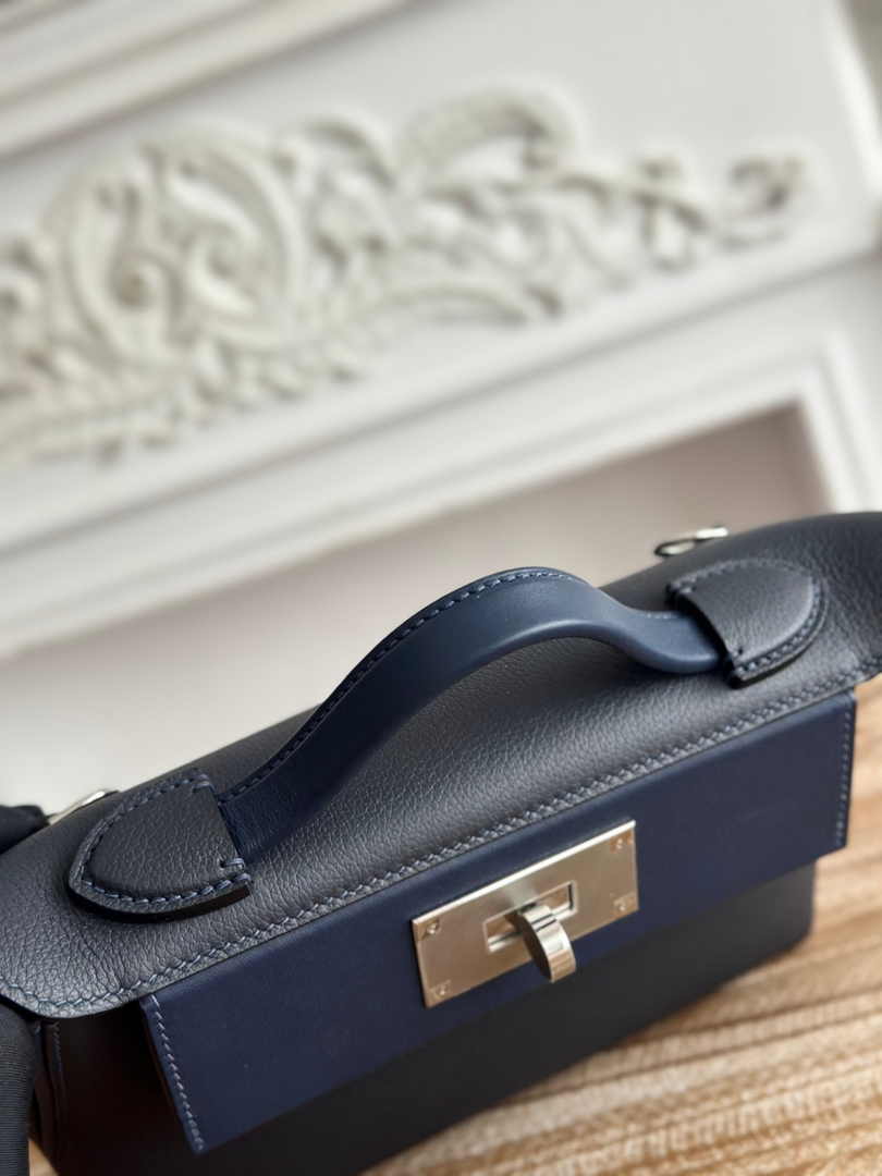 Hermès 24/24 Mini Bag Evercolor Swift Leather Navy Blue Silver