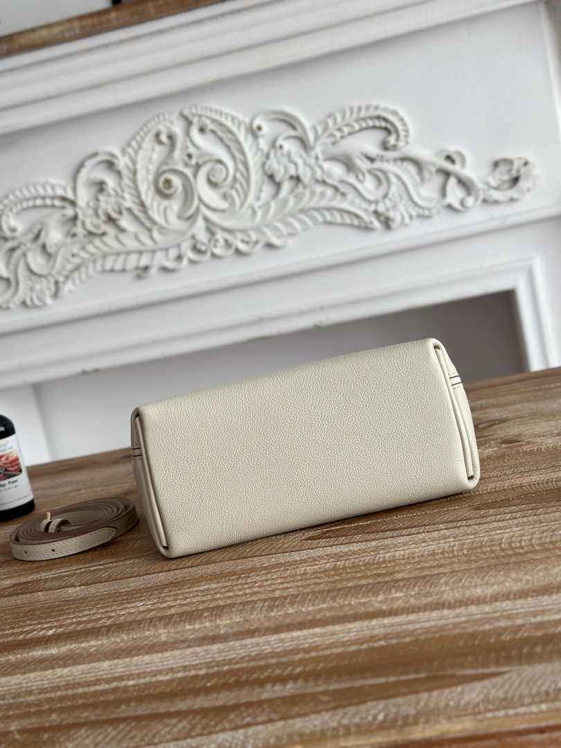 Hermès 24/24 Mini Bag Evercolor Swift Leather Beige Gold