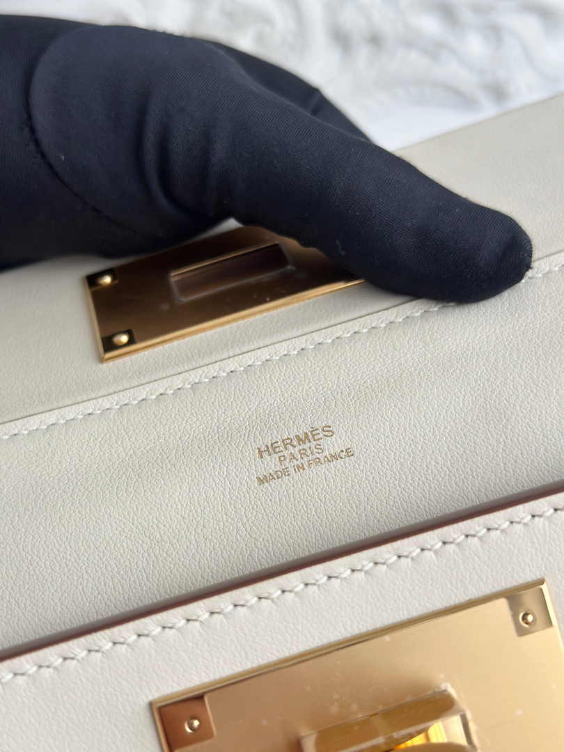 Hermès 24/24 Mini Bag Evercolor Swift Leather Beige Gold