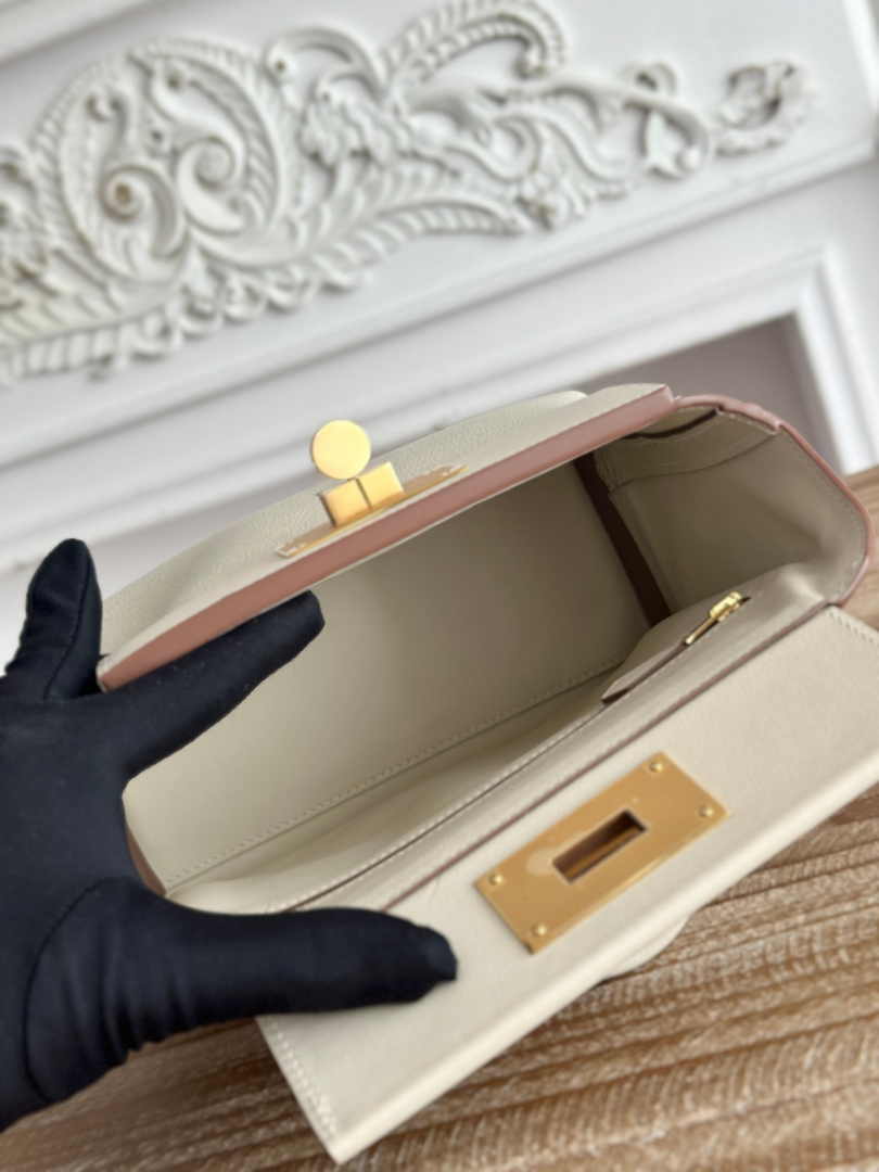 Hermès 24/24 Mini Bag Evercolor Swift Leather Beige Gold