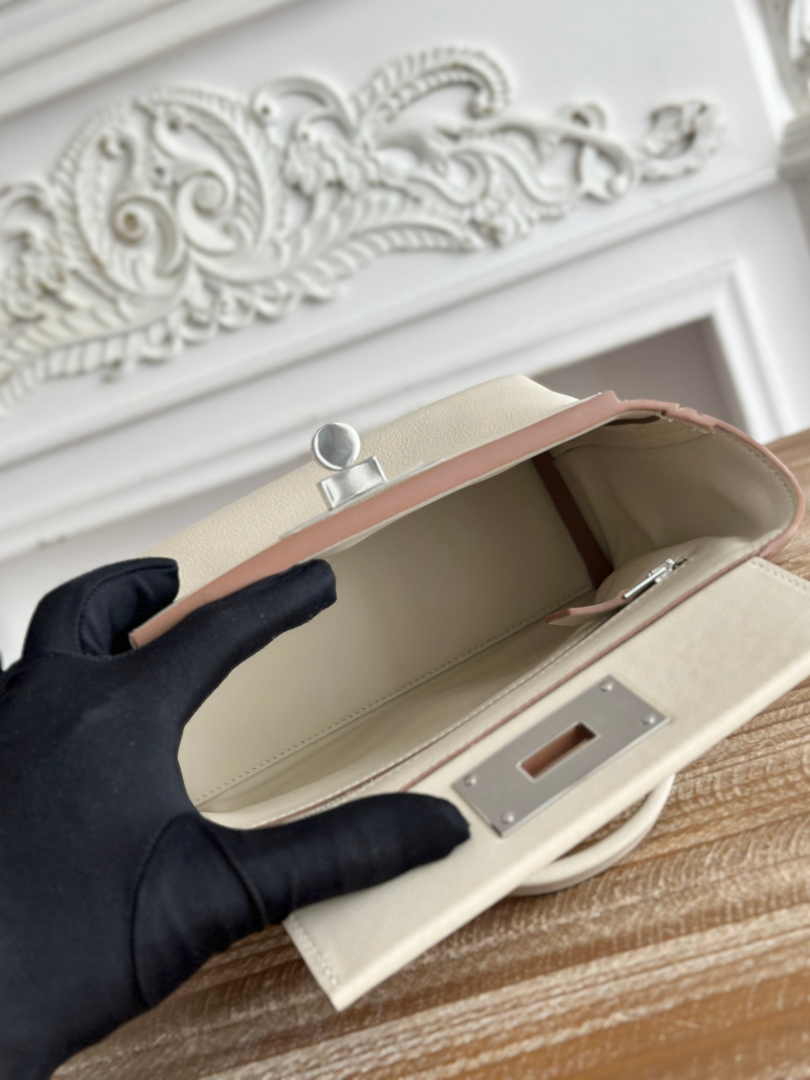Hermès 24/24 Mini Bag Evercolor Swift Leather Beige Silver