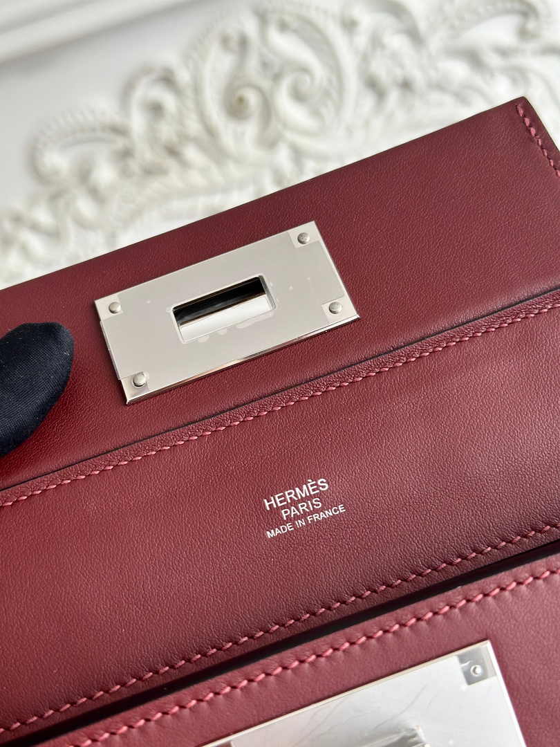 Hermès 24/24 Mini Bag Evercolor Swift Leather Wine Red Silver