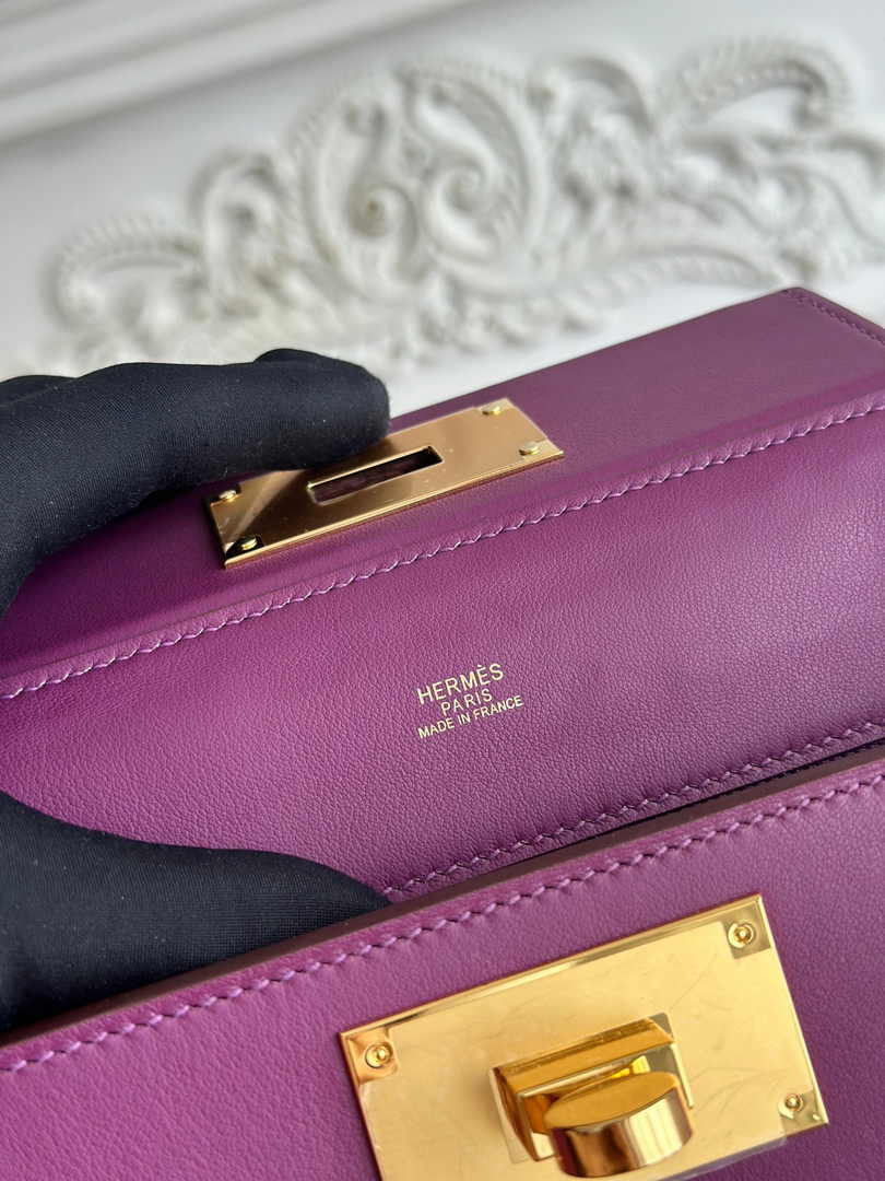 Hermès 24/24 Mini Bag Evercolor Swift Leather Purple Gold