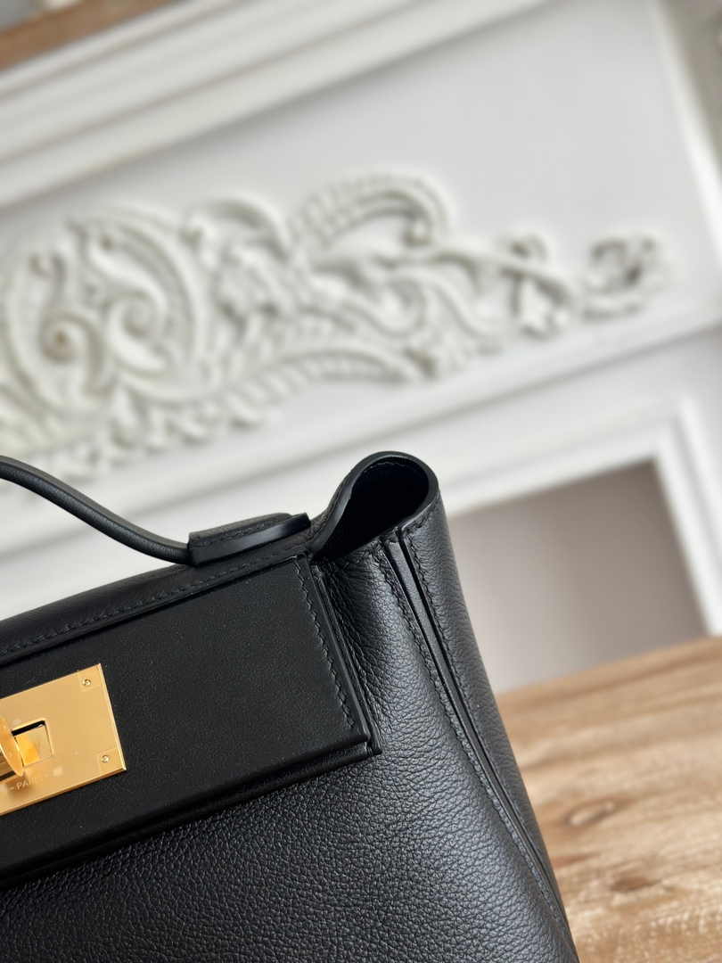 Hermès 24/24 Mini Bag Evercolor Swift Leather Black Gold