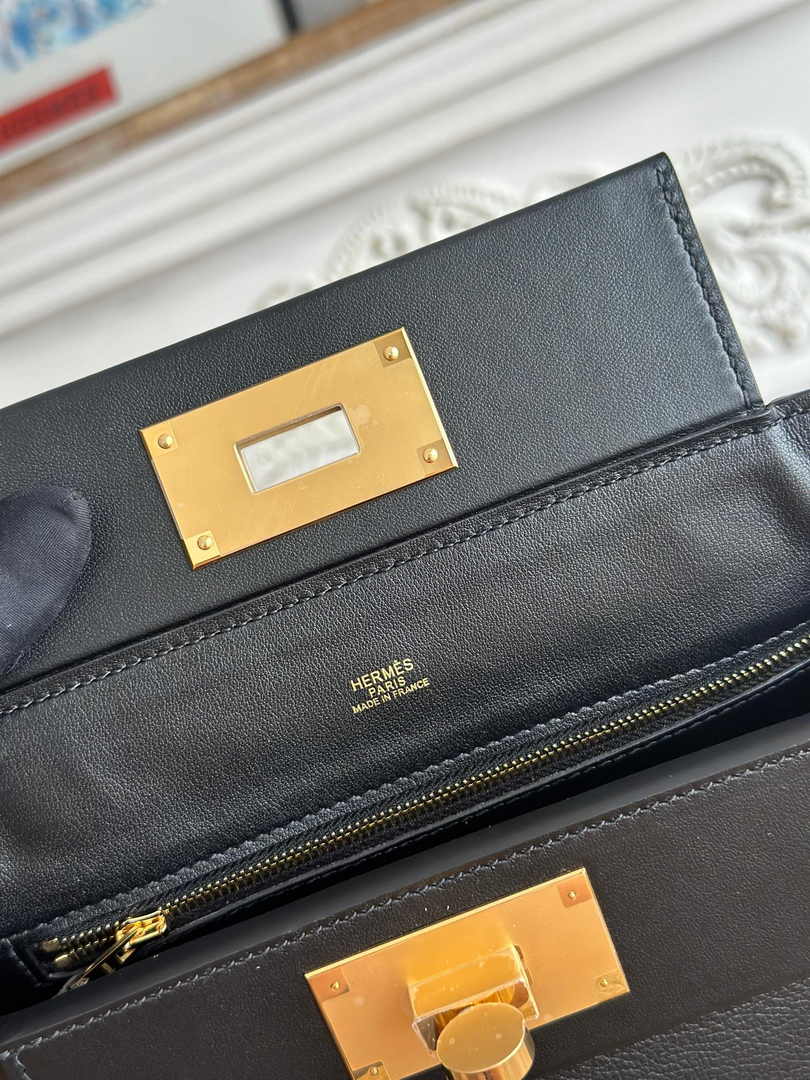 Hermès 24/24 Mini Bag Evercolor Swift Leather Black Gold