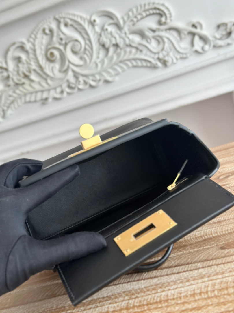 Hermès 24/24 Mini Bag Evercolor Swift Leather Black Gold