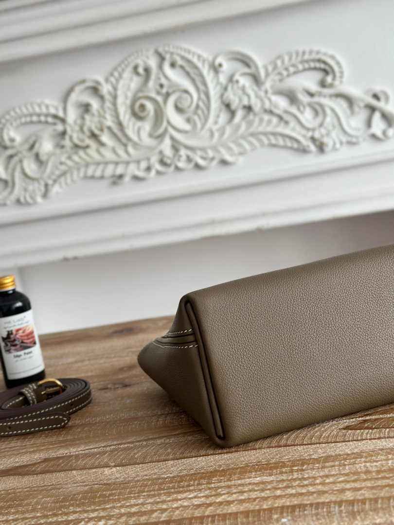 Hermès 24/24 Mini Bag Evercolor Swift Leather Dark Gray Gold