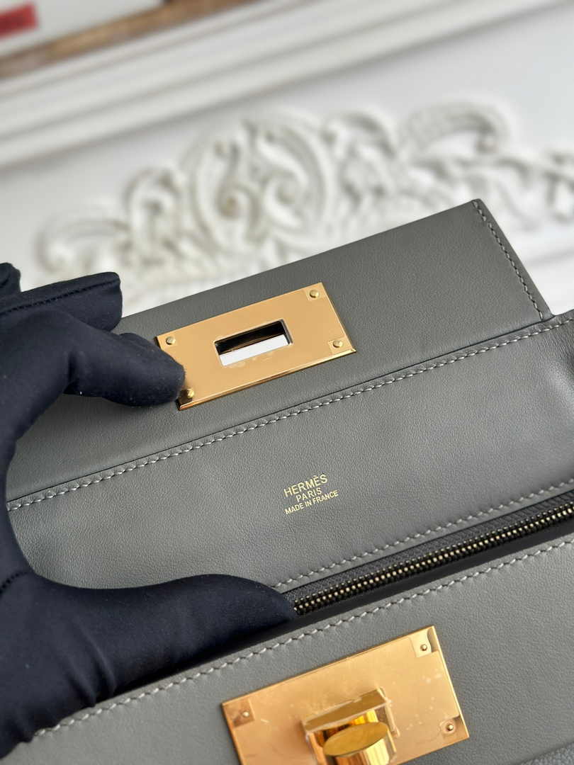 Hermès 24/24 Mini Bag Evercolor Swift Gray Leather Gold