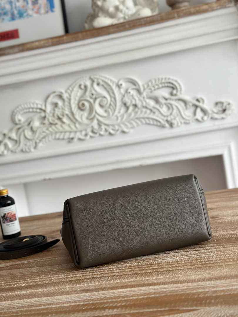 Hermès 24/24 Mini Bag Gray Evercolor Swift Leather Gold
