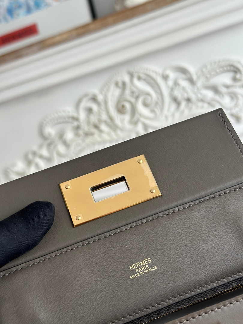 Hermès 24/24 Mini Bag Gray Evercolor Swift Leather Gold