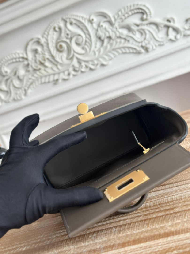 Hermès 24/24 Mini Bag Gray Evercolor Swift Leather Gold