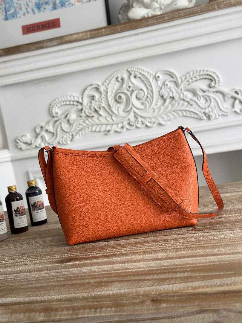 Hermes Berlingot Bag Leather H267902