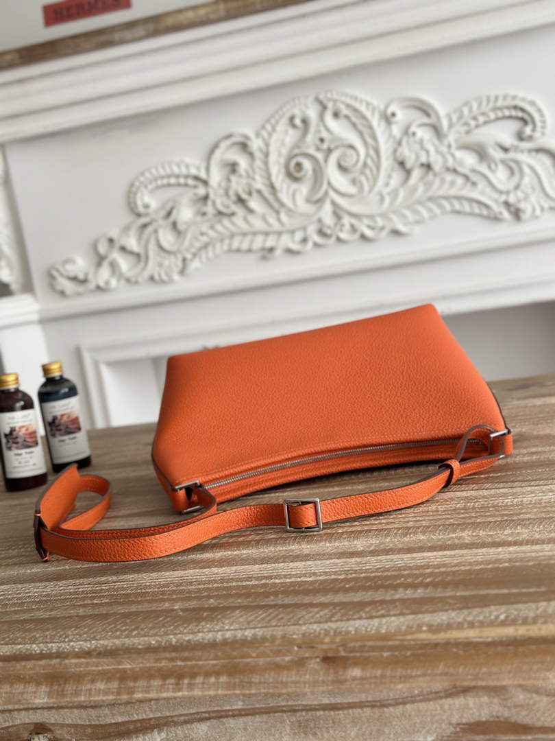 Hermes Berlingot Bag Leather H267902