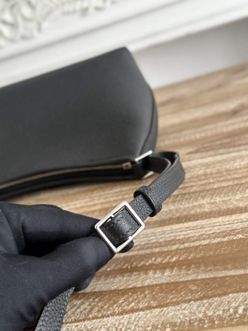 Hermes Berlingot Bag Leather H267905