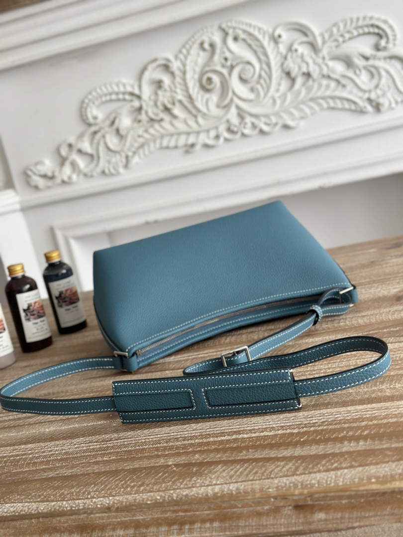 Hermes Berlingot Bag Leather H267907