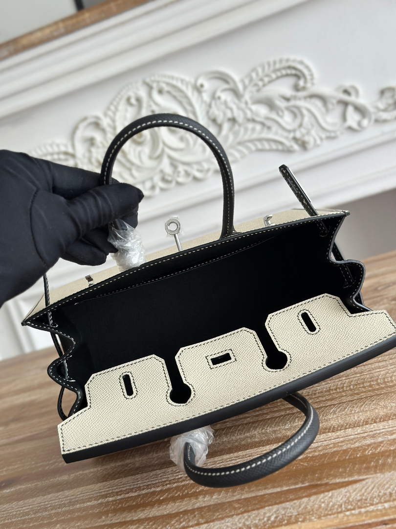 Hermès Birkin 25 Bag Beige Epsom Leather